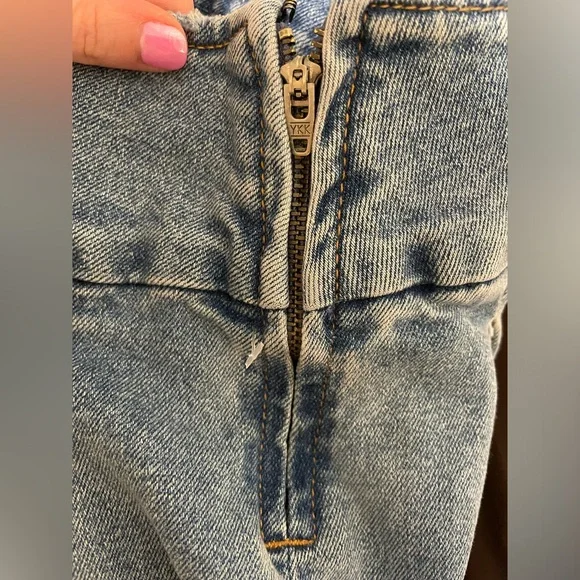 Low Rise Denim Mini Skirt - Picture 7 of 8